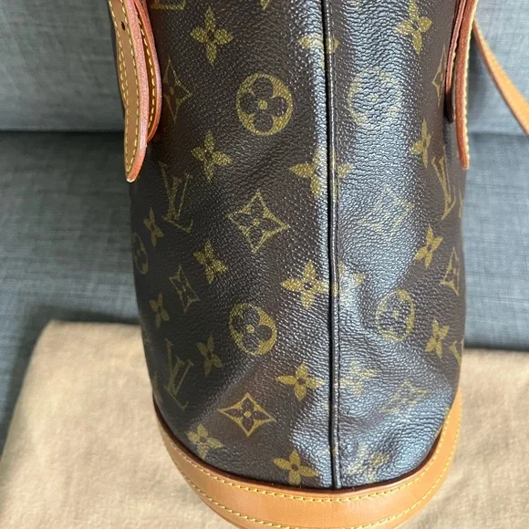 Louis Vuitton Monogram Brown and Tan Bucket Shoulder Bag - Picture 9 of 14